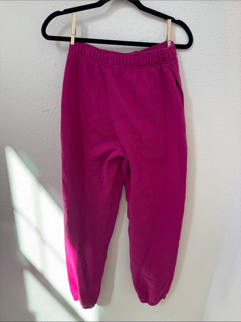 Lululemon Ripened Raspberry Scuba Oversized Jogger Size XS - Picture 3 of 6